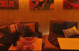 Artist Room Bar_ Mesas